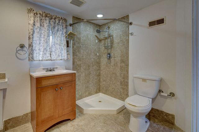 3445 3RD Avenue, Council Bluffs, IA 51501