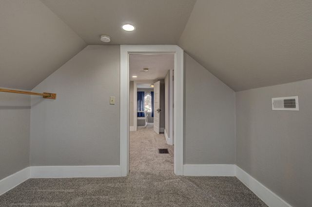 3445 3RD Avenue, Council Bluffs, IA 51501