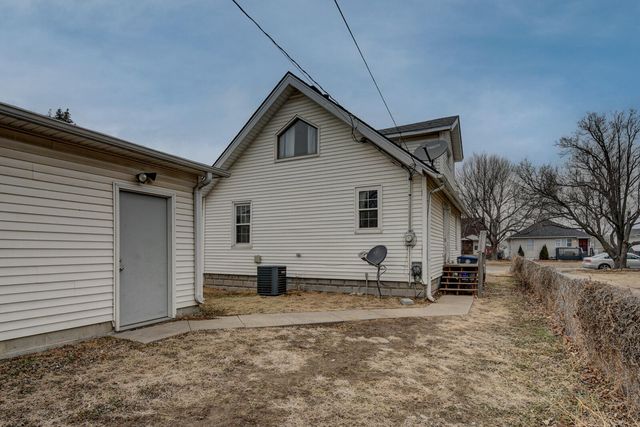 3445 3RD Avenue, Council Bluffs, IA 51501
