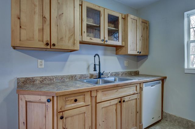 3445 3RD Avenue, Council Bluffs, IA 51501