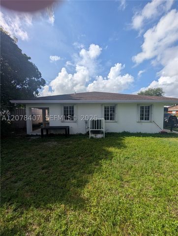 225 NW 53rd St R, Miami, FL 33127