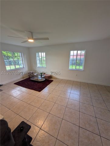 225 NW 53rd St R, Miami, FL 33127