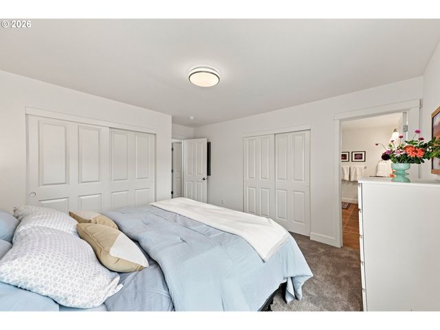 4957 N HUDSON St, Portland, OR 97203