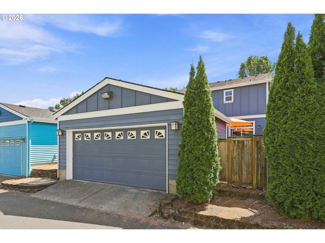 4957 N HUDSON St, Portland, OR 97203