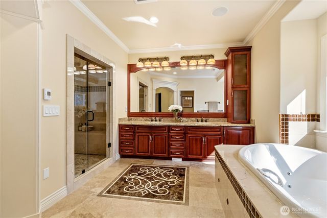 2727 101st Place NE, Bellevue, WA 98004