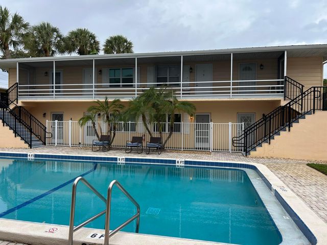 333 SE Martin Avenue 4-7, Stuart, FL 34996