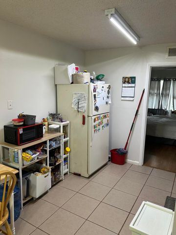 333 SE Martin Avenue 4-7, Stuart, FL 34996