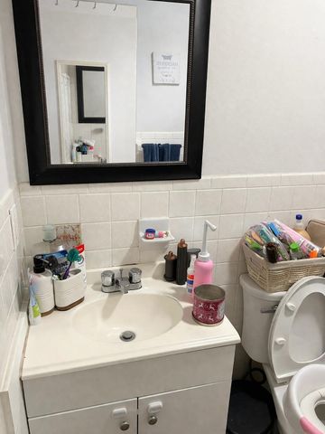 333 SE Martin Avenue 4-7, Stuart, FL 34996