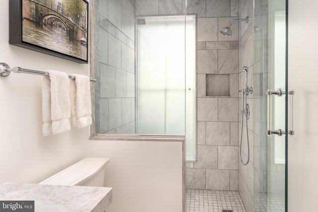 1619 19TH ST NW, Washington, DC 20009