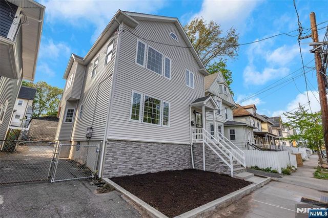 35 End Avenue, Newark, NJ 07106