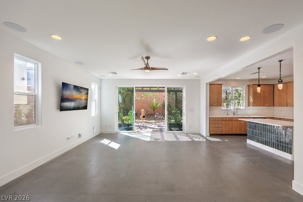 9463 Brough Avenue, Las Vegas, NV 89178 — photo 2