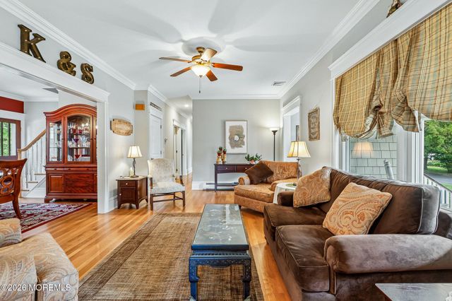 17 Willow Court, Oceanport, NJ 07757