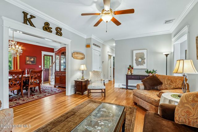 17 Willow Court, Oceanport, NJ 07757