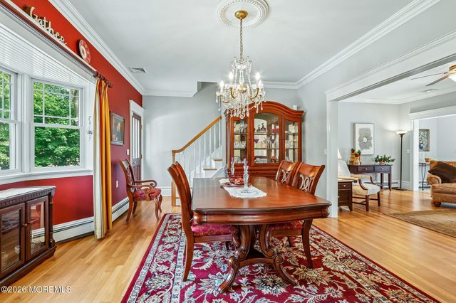 17 Willow Court, Oceanport, NJ 07757