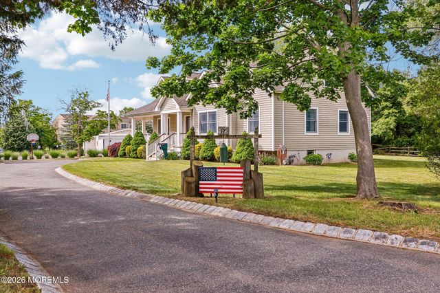 17 Willow Court, Oceanport, NJ 07757