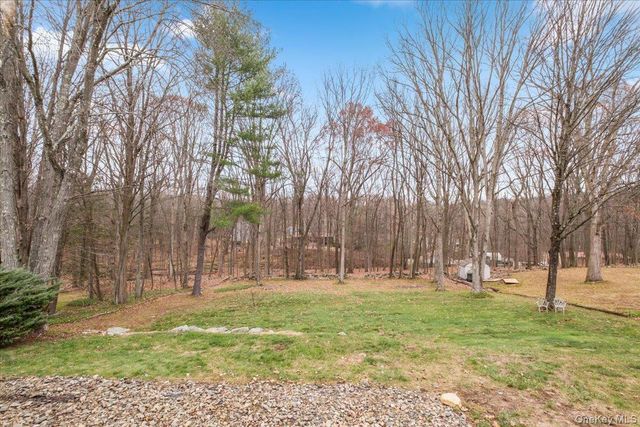 44 McNair Drive, Mahopac, NY 10541