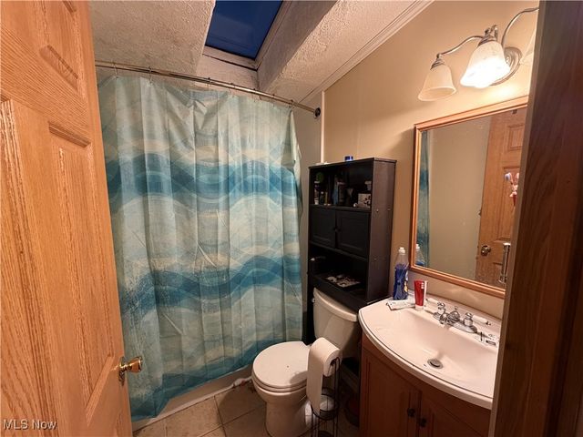 5684 Carlton Road, Medina, OH 44256