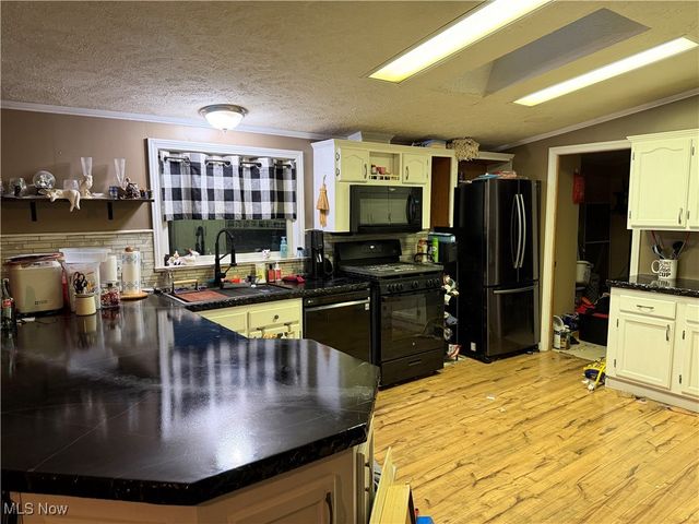 5684 Carlton Road, Medina, OH 44256