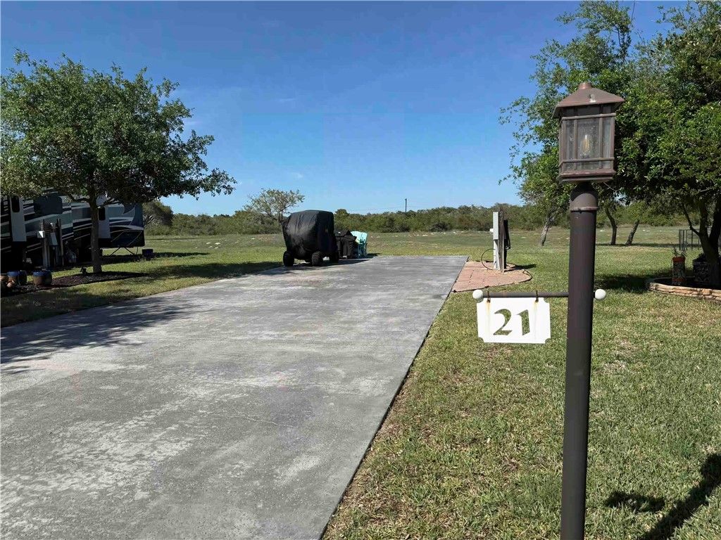 21 Augusta Circle, Aransas Pass, TX 78336 — exterior