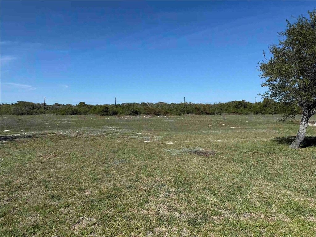 21 Augusta Circle, Aransas Pass, TX 78336 — photo 4