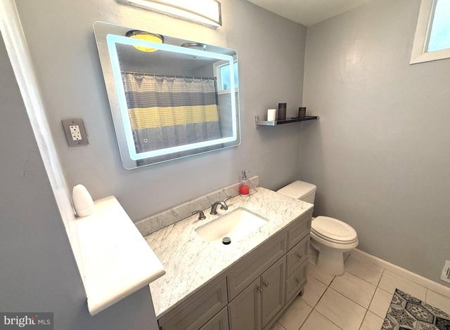 11321 COLLEGE VIEW DR, Silver Spring, MD 20902