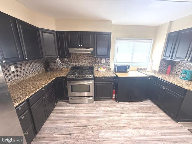 11321 COLLEGE VIEW DR, Silver Spring, MD 20902