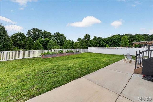 2137 Henley Woods Drive, Arnold, MO 63010