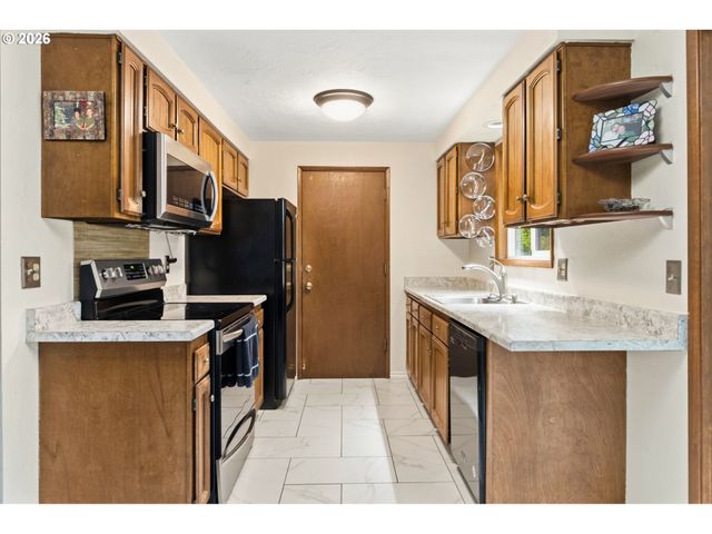 5157 TREVON St, Eugene, OR 97402