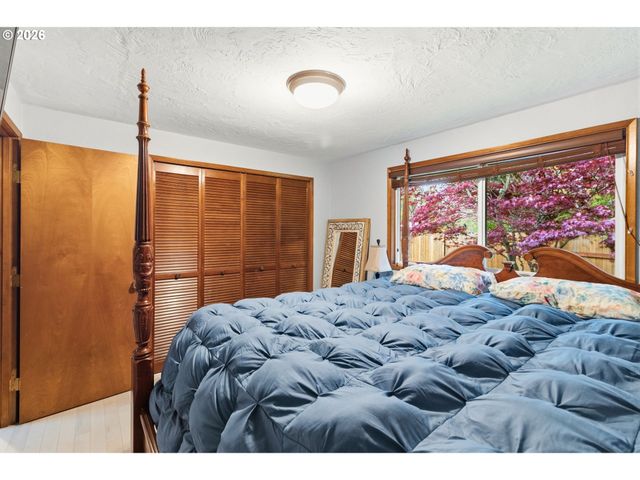 5157 TREVON St, Eugene, OR 97402