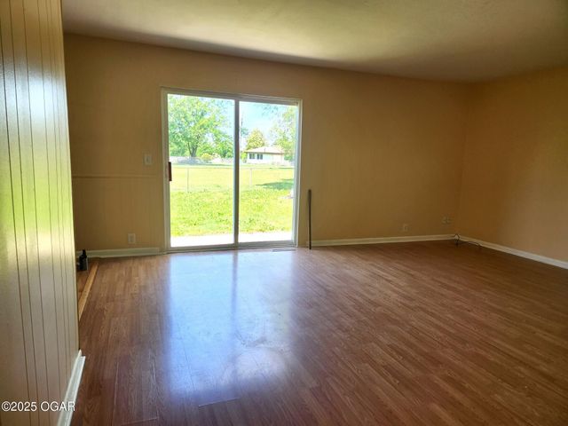 2432 S Florida, Joplin, MO 64804