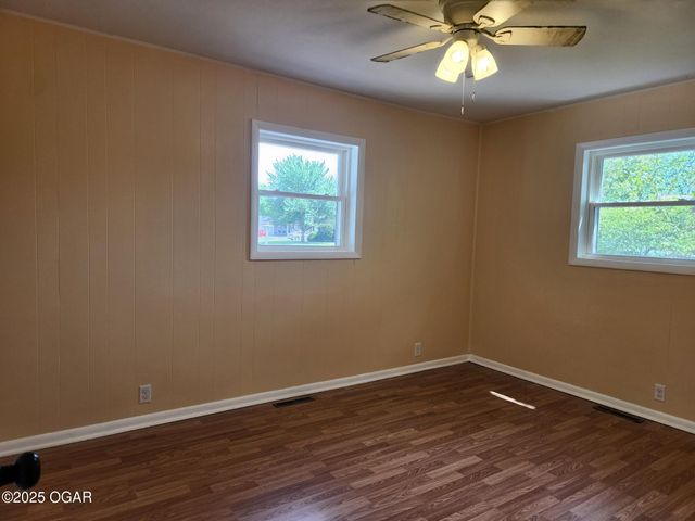 2432 S Florida, Joplin, MO 64804