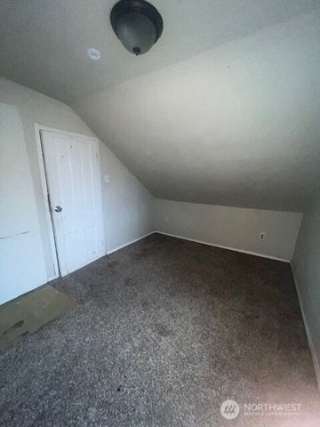 4924 S Fife Street, Tacoma, WA 98409