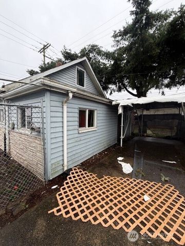 4924 S Fife Street, Tacoma, WA 98409