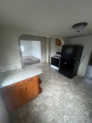 4924 S Fife Street, Tacoma, WA 98409