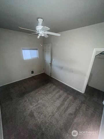 4924 S Fife Street, Tacoma, WA 98409