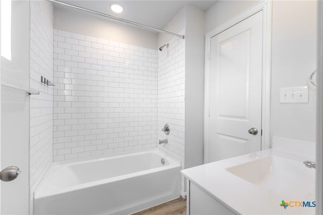 316 Lt Rusty Drive, Jarrell, TX 76537