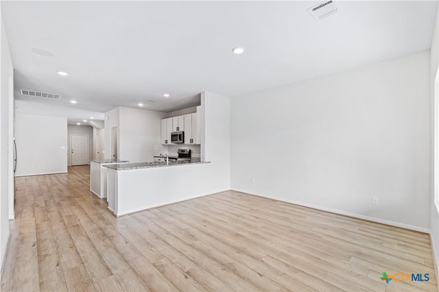 316 Lt Rusty Drive, Jarrell, TX 76537