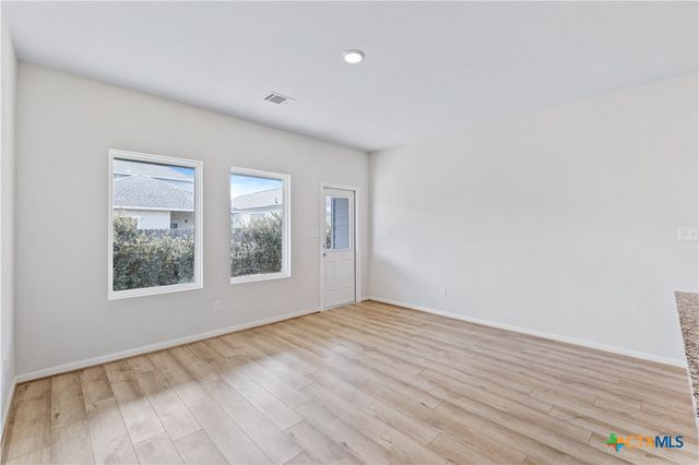 316 Lt Rusty Drive, Jarrell, TX 76537