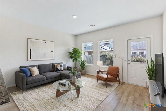 316 Lt Rusty Drive, Jarrell, TX 76537