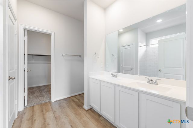 316 Lt Rusty Drive, Jarrell, TX 76537