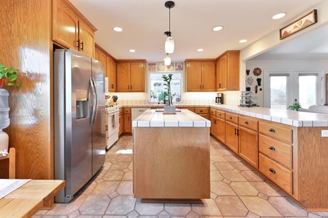 234 Mistletoe Ct, Angels Camp, CA 95222