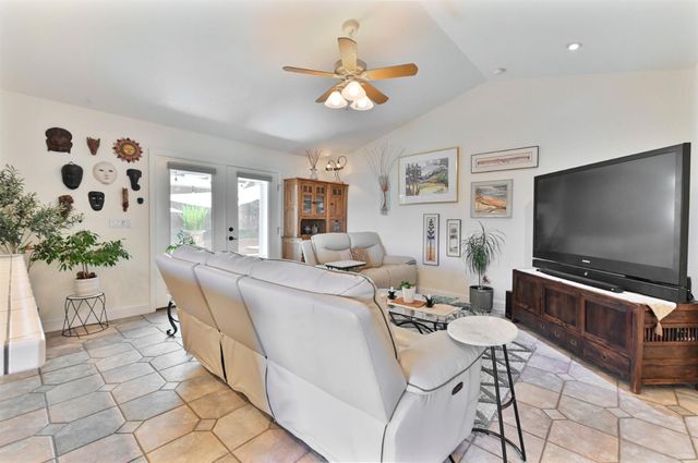 234 Mistletoe Ct, Angels Camp, CA 95222