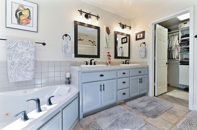 234 Mistletoe Ct, Angels Camp, CA 95222