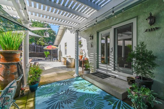 234 Mistletoe Ct, Angels Camp, CA 95222