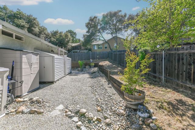 234 Mistletoe Ct, Angels Camp, CA 95222