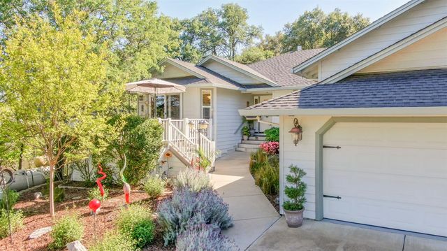 234 Mistletoe Ct, Angels Camp, CA 95222