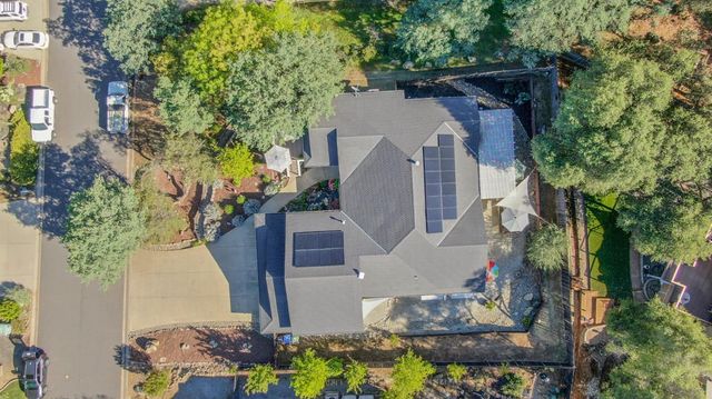 234 Mistletoe Ct, Angels Camp, CA 95222