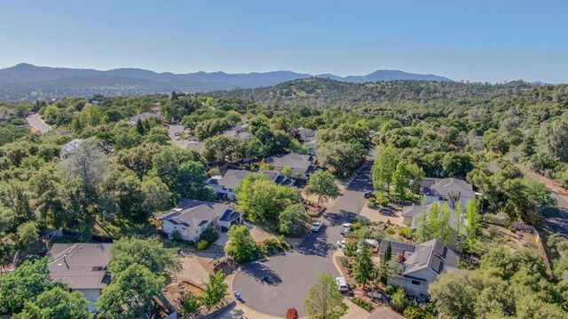 234 Mistletoe Ct, Angels Camp, CA 95222