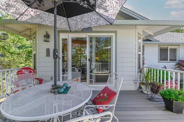 234 Mistletoe Ct, Angels Camp, CA 95222