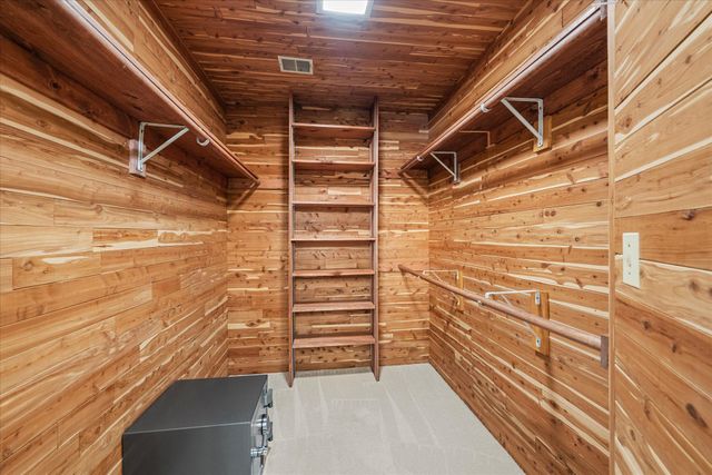 1051 KELSO RD, Great Falls, VA 22066